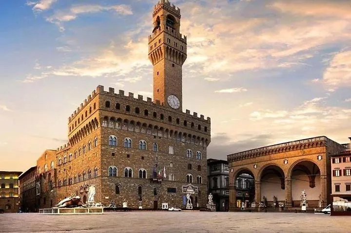 Roberto'S Apartment. Firenze Piazza Santa Croce. Италия