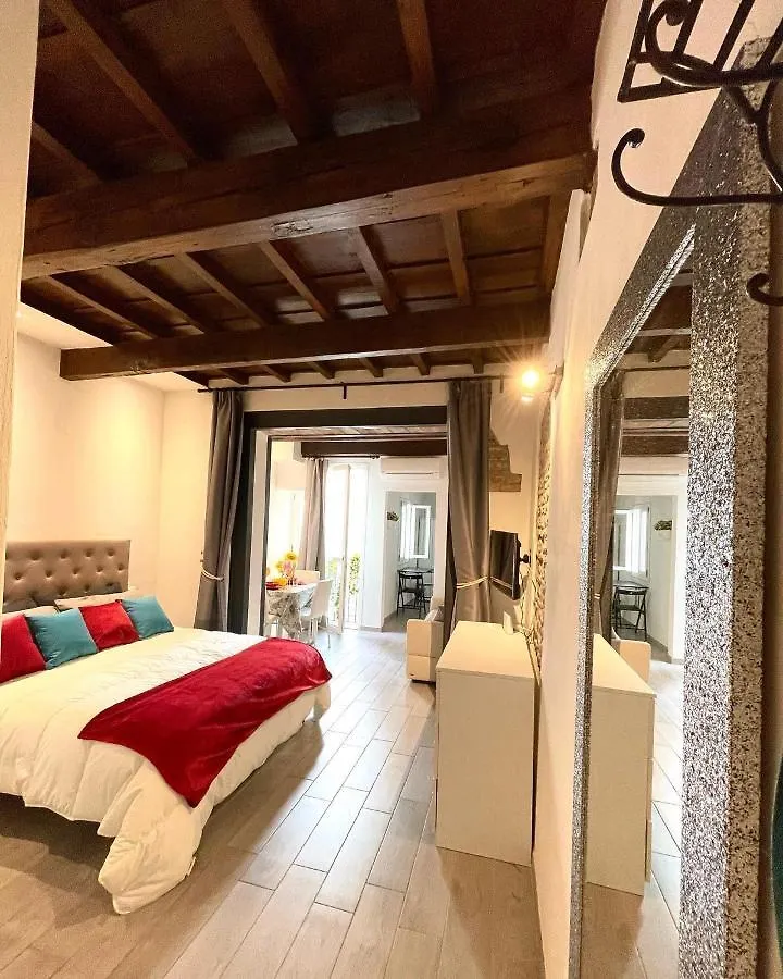 Roberto'S Apartment. Firenze Piazza Santa Croce. Florence